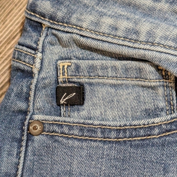 KanCan size 3/25 distressed medium wash skinny jeans - Picture 9 of 12